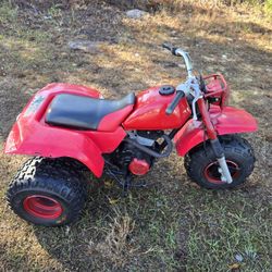 1984 Atc 200s---Nice Smaller Sporty Tires--