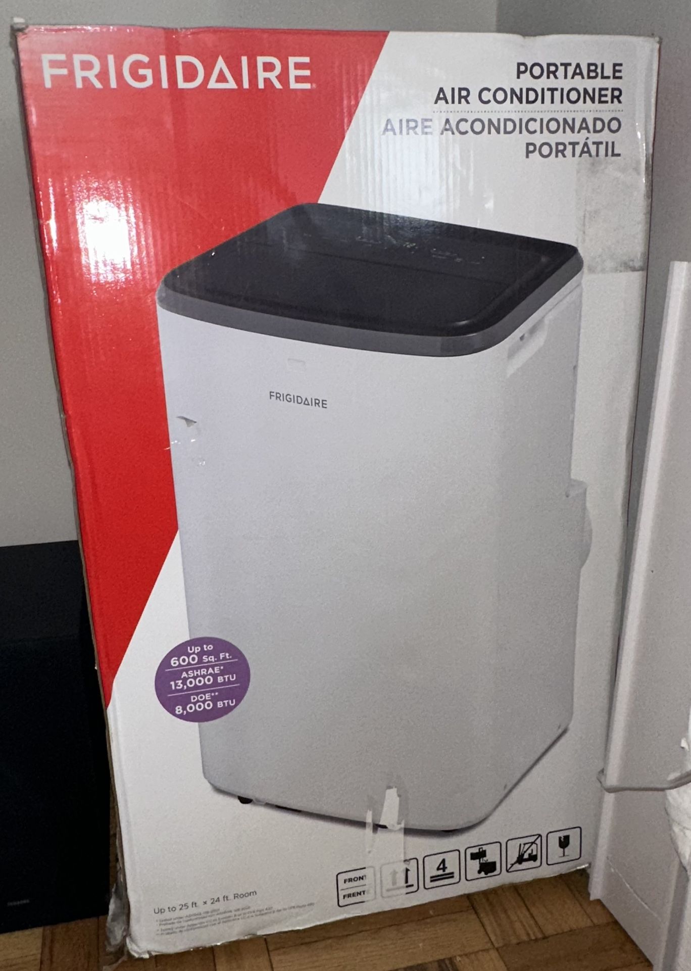 Like New Frigidaire Portable Air Conditioner 10,000 BTU 600 Sq Ft