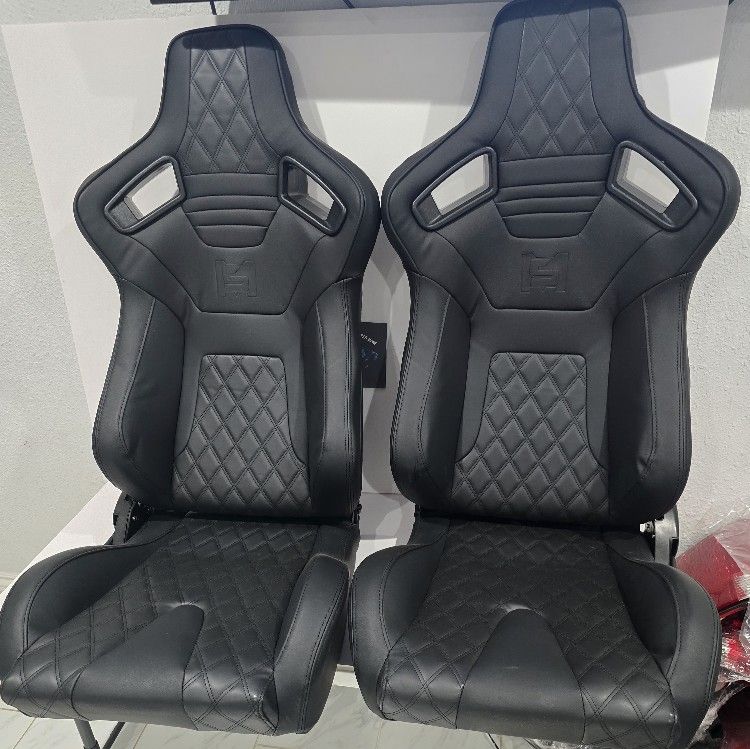 Universal Racing Seats 