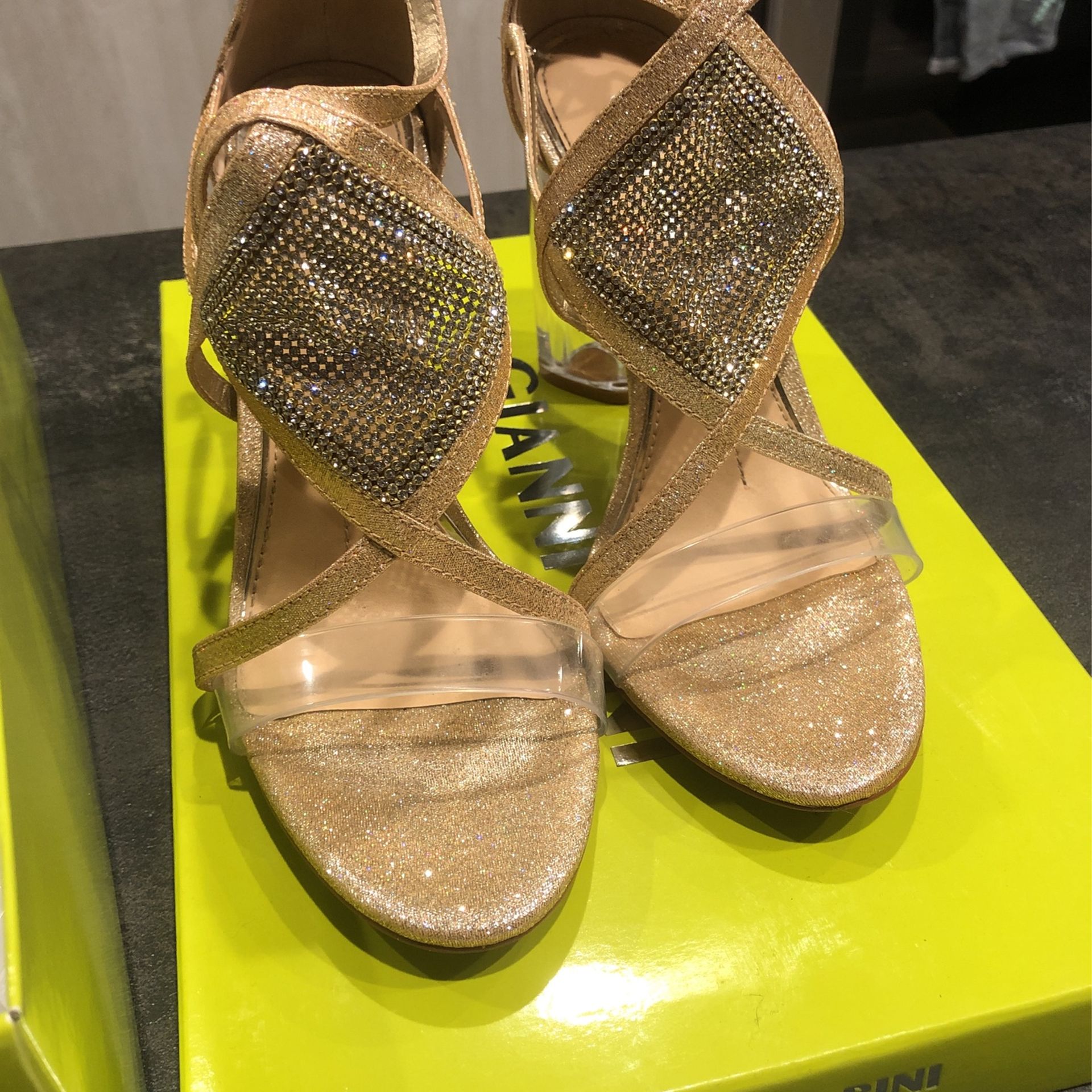 Size 7 Gianni Bini Formal Heels