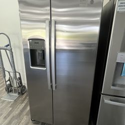 GE, Standard Depth, Side By Side Fridge, Open Box, One Yr Warranty