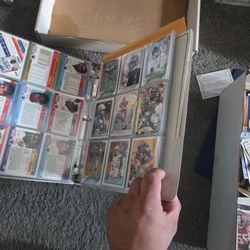 Bunch Of Old Sports Cards 