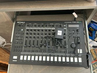 Roland Tr-8s. OBO