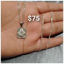 925 Sterling Silver Chain With The Pendant/Cadena Con Dije De Plata 925