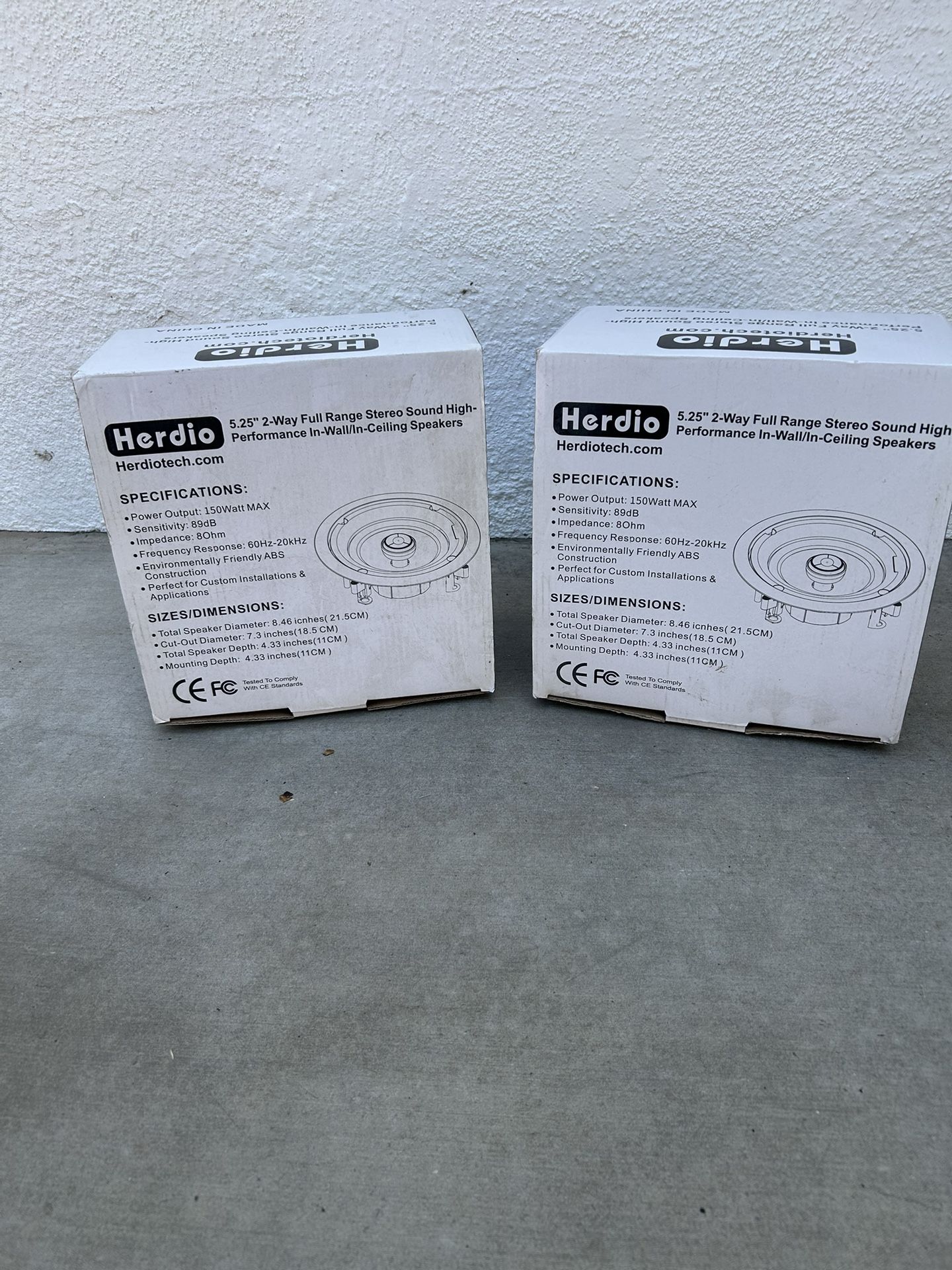 5.25” 2-Way Full Range Stereo Sound High-Performance In-Wall/In-Ceiling  Speakers (Brand New)