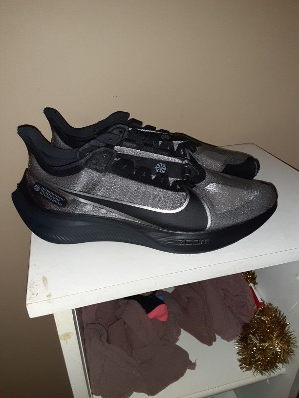 Nike Men's Size 12