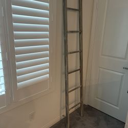 Wood Ladder