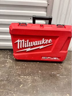 Milwaukee box