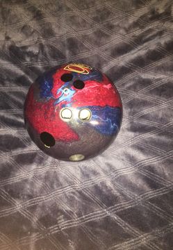 Brunswick Hero Bowling Ball