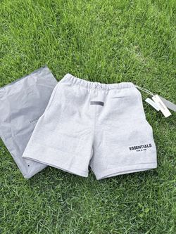 White essential shorts