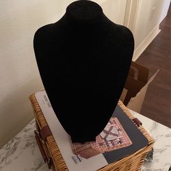 Necklace Holder