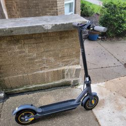 1plus Electric scooter