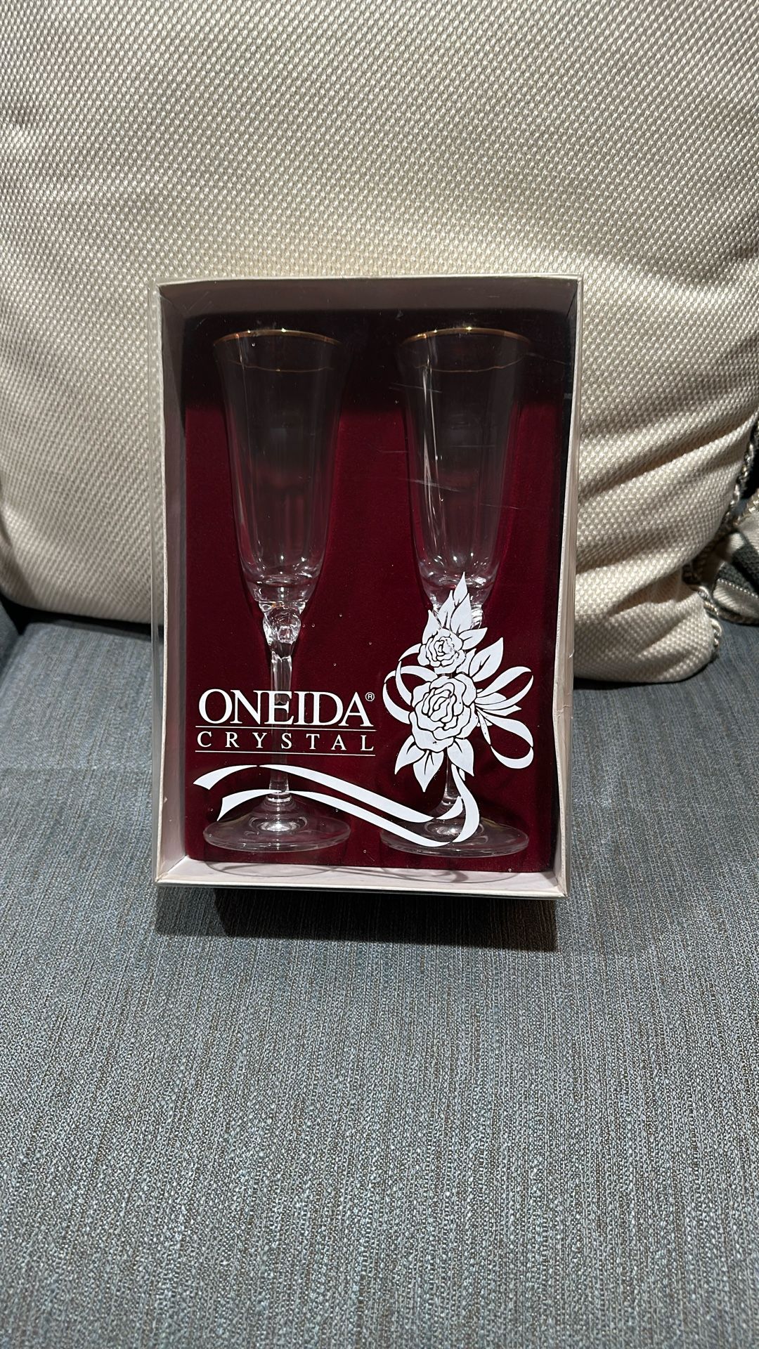 Oneida Crystal Toasting Flutes