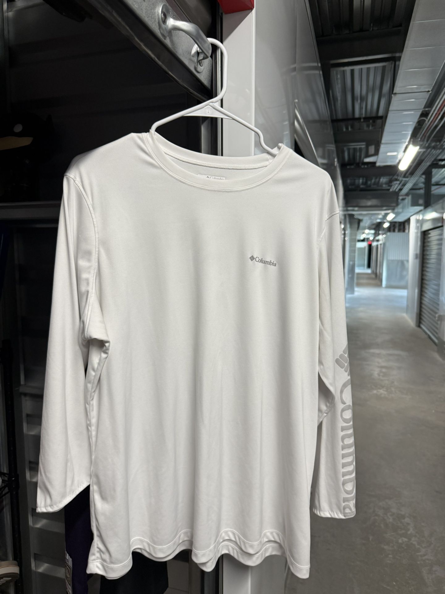 Columbia PFG shirt