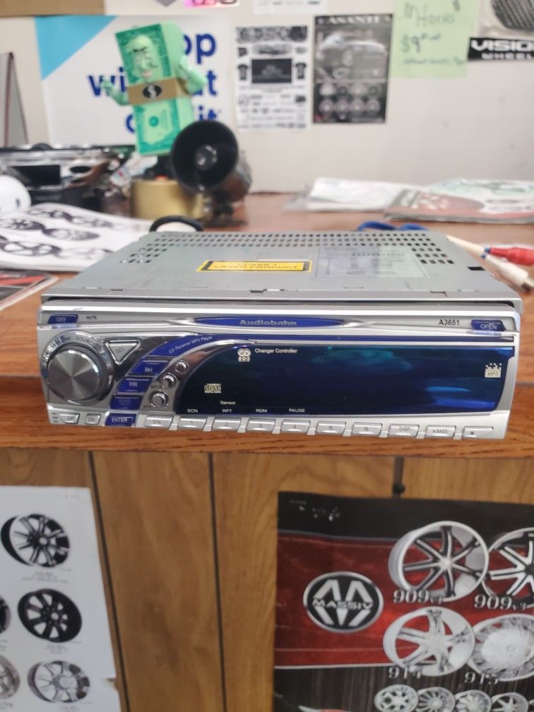 RARE OLDSCHOOL COLLECTIBLE AUDICBAHN