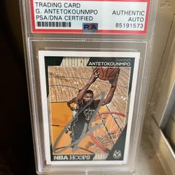 GIANNIS ANTETOKOUNMPO Signed Auto PSA