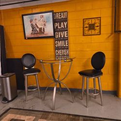 Silver and Black Glass Top Table Set For Sale 