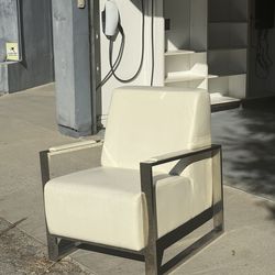 Modern White Faux Leather Lounge Chair