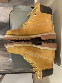 Timberland 6’ Size 4 Junior 