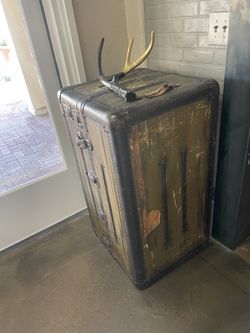 Steampunk Wardrobe Trunk Large