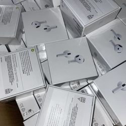 AirPods 4