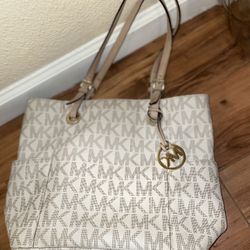 MK Purse