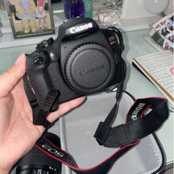 Canon Rebel T7 DSLR camera BUNDLE