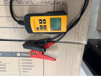 Digital battery analyzer