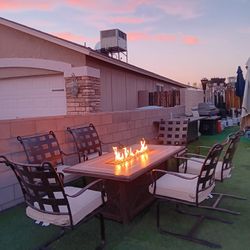 Nice Patio Furniture Very Good Condition 