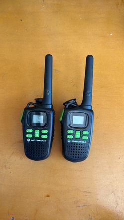2X Motorola Talkabout MD200R Black 20 Mile 22 Channel walkie talkie WORKS T3