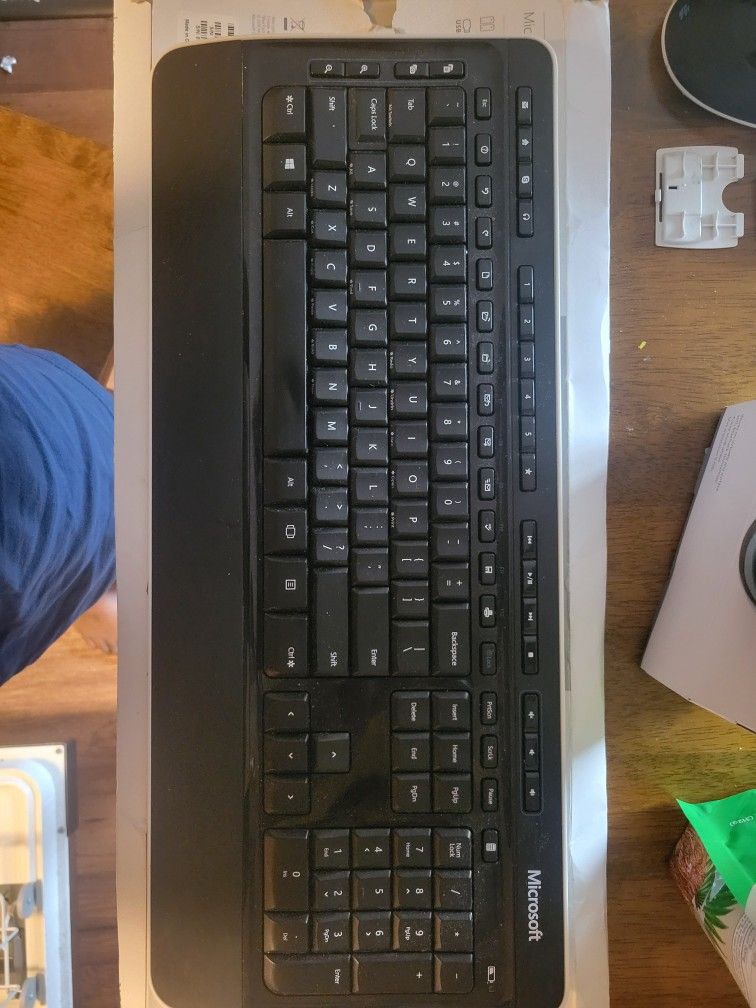 microsoft wireless 3050 desktop keyboard and mouse