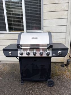 Brinkmann BBQ with Cover & Propane Tank