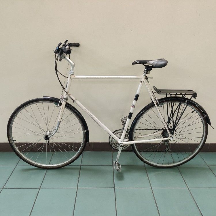 Motobecane 700c 28" 12-Speed Commuter / Road Bike Hybrid - Diamondback Comfort Seat - NEW Rack - Tuned! - XL 24" Frame (MSRP $520)