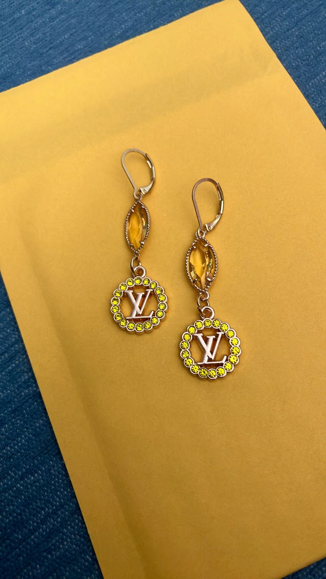 LV PAIR