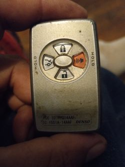 2005-07 Toyota Key Fob