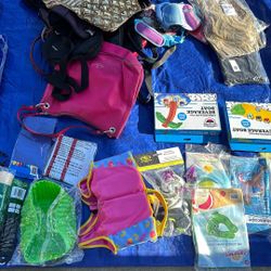 Yard Sale !! 1$ 2 $ Clothes 