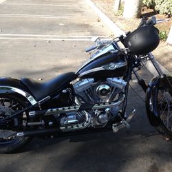 2003 Harley- Davidson softail custom! 