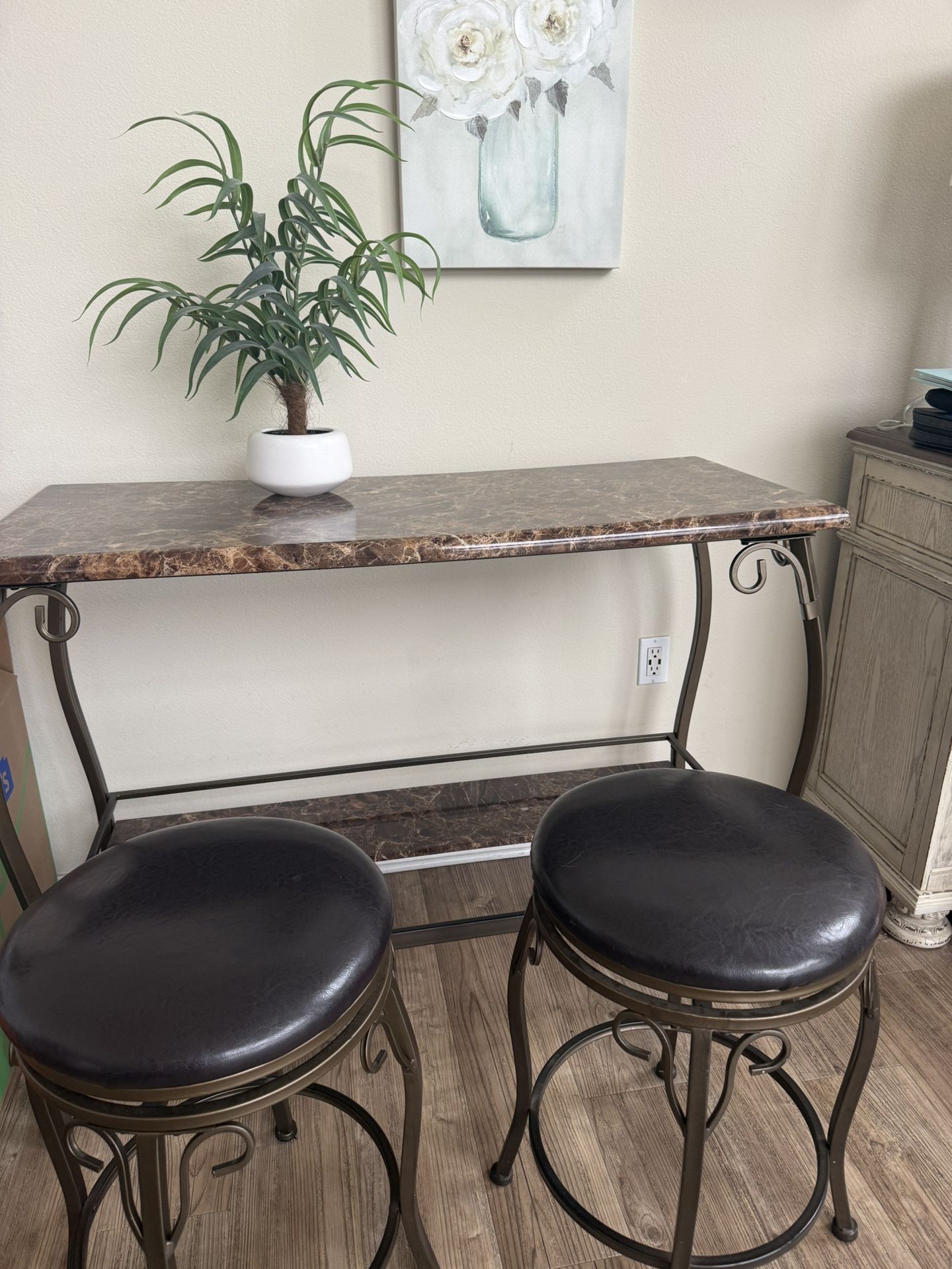  Breakfast Or Bar Table With 2 Chairs