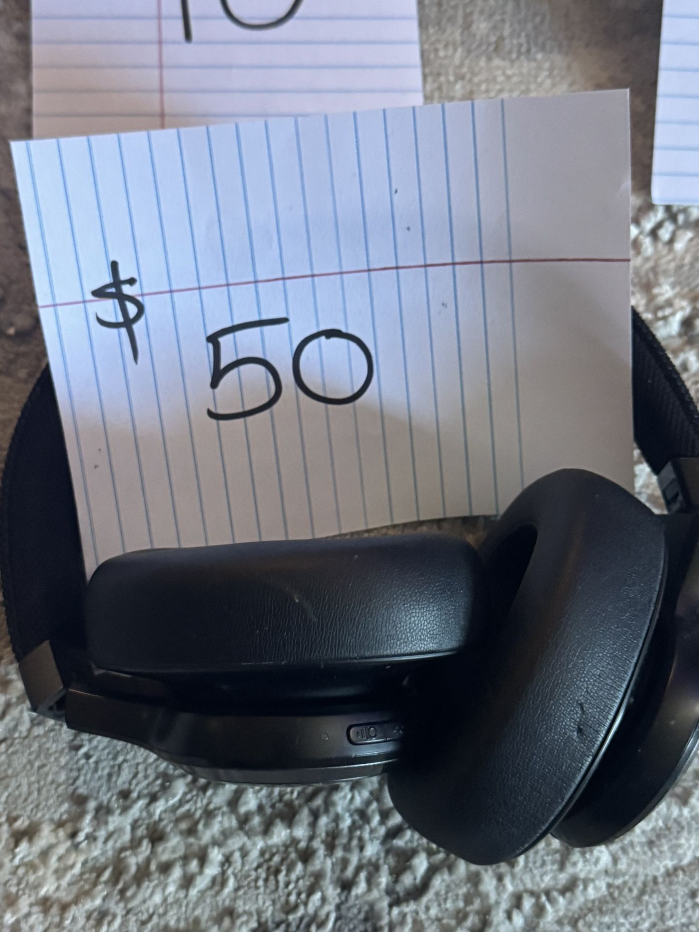 JBL Bluetooth wireless headphones