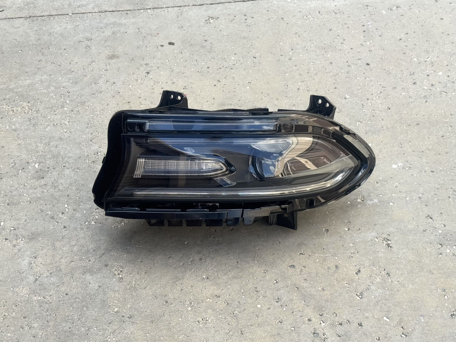 2015 - 2023 DODGE CHARGER XENON (HID) LH DRIVER SIDE HEADLIGHT OEM