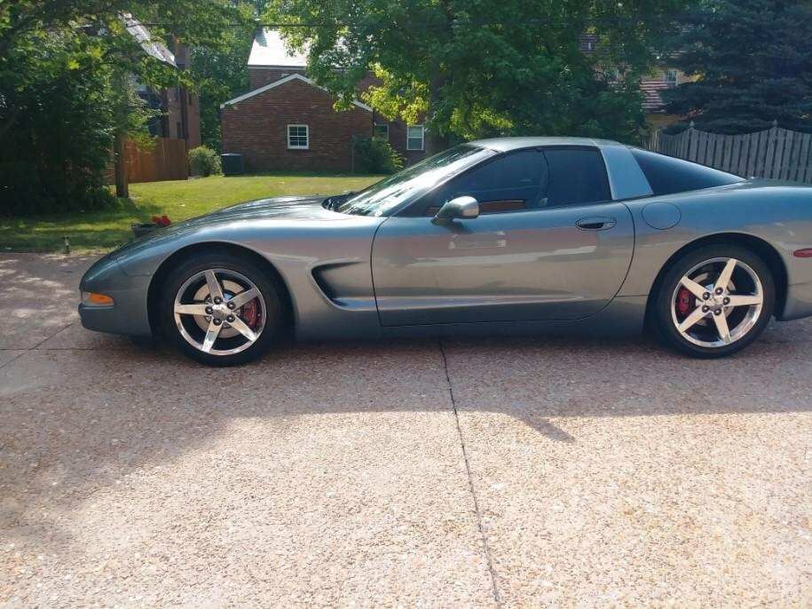 2004 Chevrolet Corvette