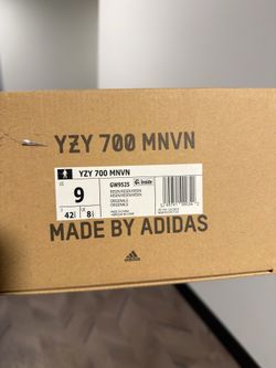 YZY 700 - Brand New