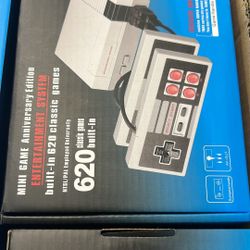 Game Console Classic Mini Video Game Console Built-in 620 Classic Games, AV Output and Dual Game Controllers