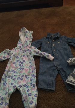 Baby clothes size 6 months, baby gap, Carter’s