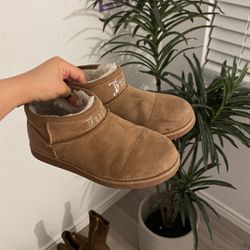 JUICY FUR UGG STYLE BOOTS