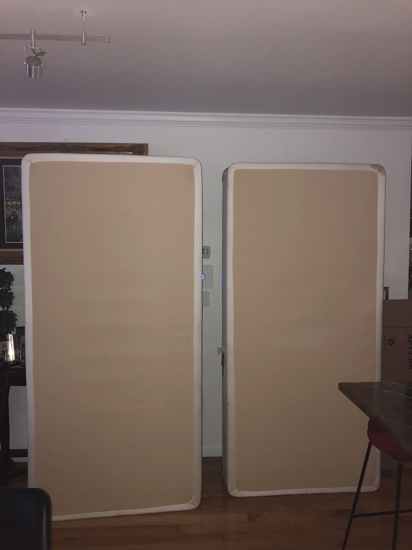 Free Twin Mattress Box Springs 