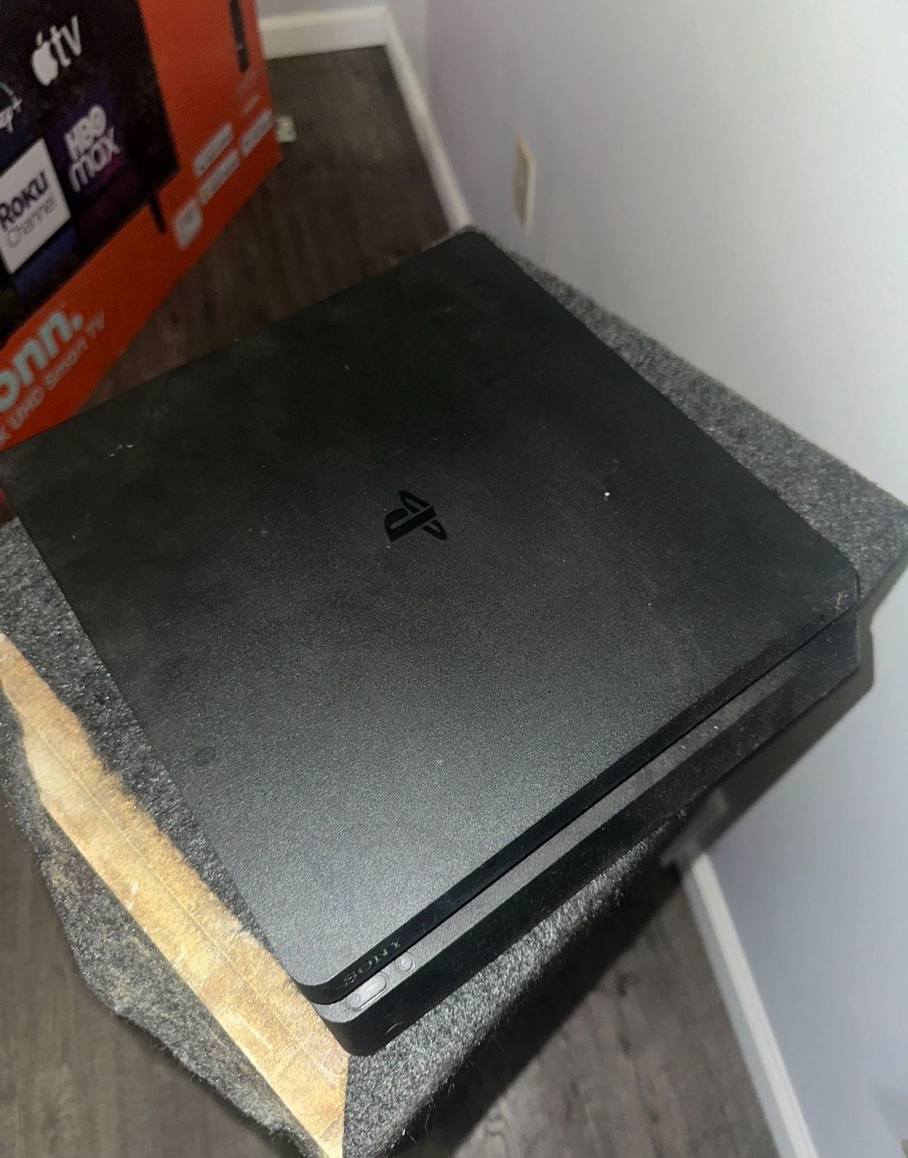 PS4/ Headset/storage Drive