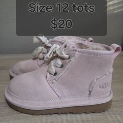 New Ugg Boots Size 12 Toddlers 