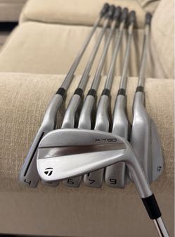 TaylorMade P790 Iron Set 4-P Regular