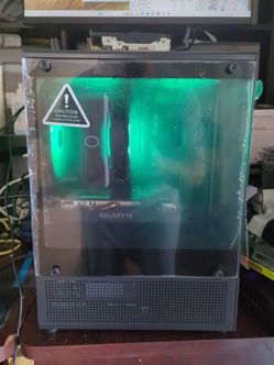 Upgradable starter PC. AMD Ryzen 5 5500, RTX 1660 TI 6GB, 16GB RAM, 1TB SSD,WiFi.